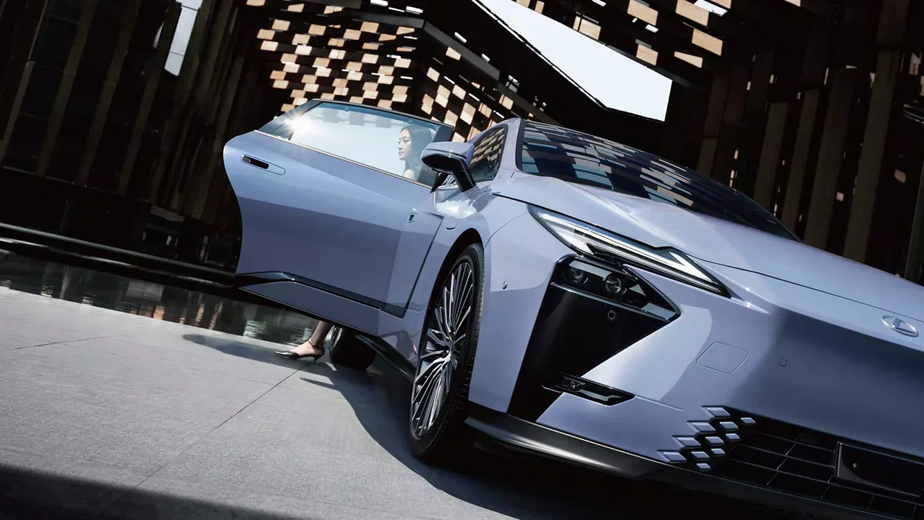 lexus-es-2026